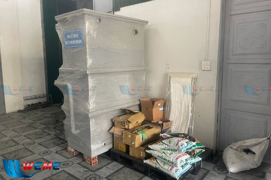 Tập kết vật tư chuẩn bị đưa ra dự án để thi công