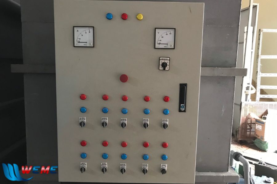 Tủ điều khiển trong hệ thống xử lý nước thải