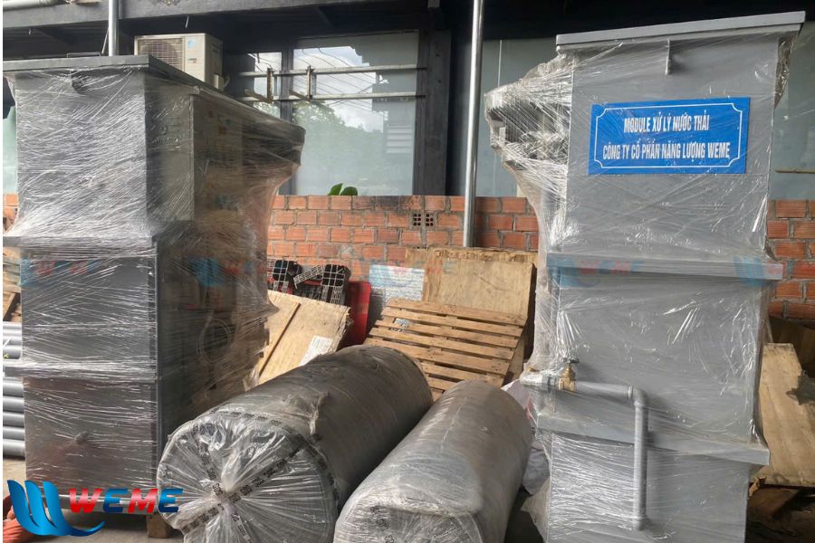 Module được đóng gói chuẩn bị đưa đến công trình