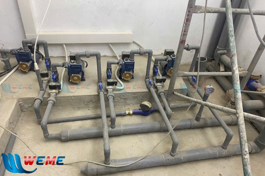 Các con bơm xử lý nước thải sau lắp đặt